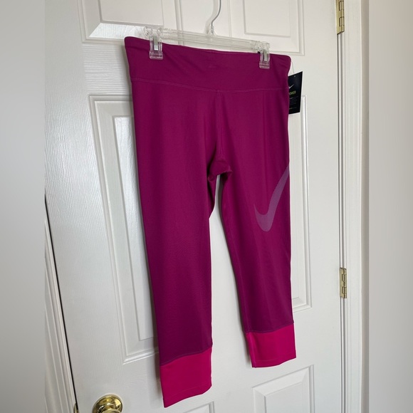 Nike magenta pink essential tight crop length leggings | L - Picture 4 of 10